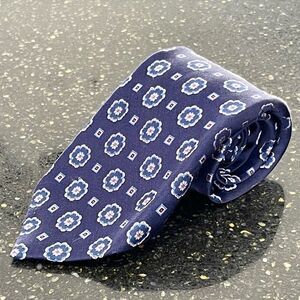 Sartoriale Italian Silk Tie. Navy Blue.